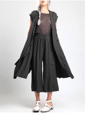 NWOT Lurdes Bergada Sleeveles trench vest / dress.